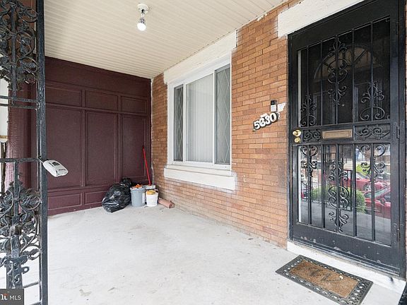 2nd image of 5630 Larchwood Ave