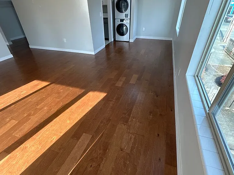 9100 Roosevelt Apartments — Photo 9