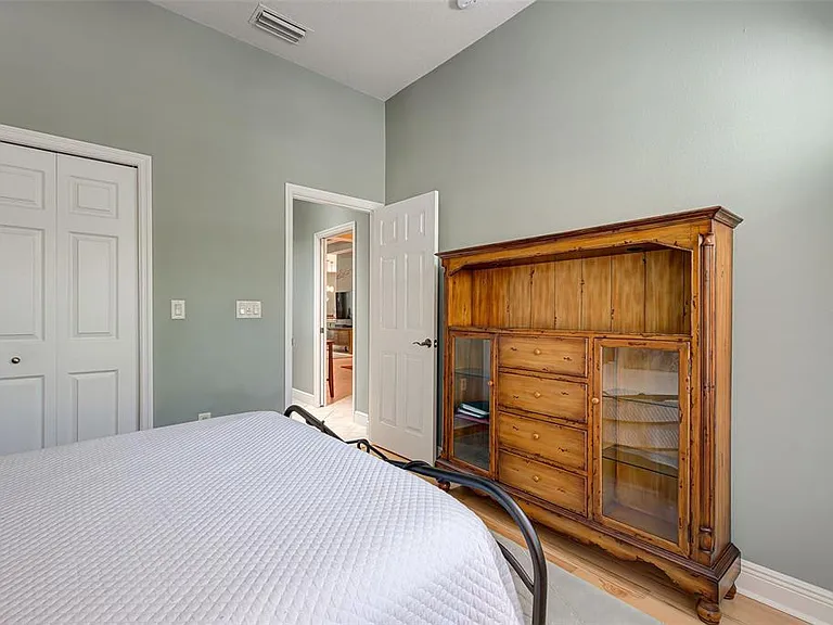 354 Melrose Ct — Photo 28