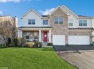 10727 Mayfield Ln, Huntley, IL 60142
