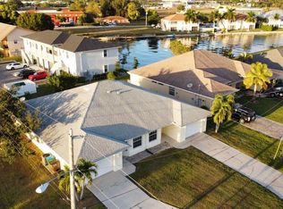 421 SW 4th St, Cape Coral, FL 33991