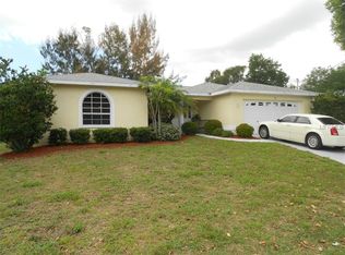 714 Hubbel Rd, Bradenton, FL 34208