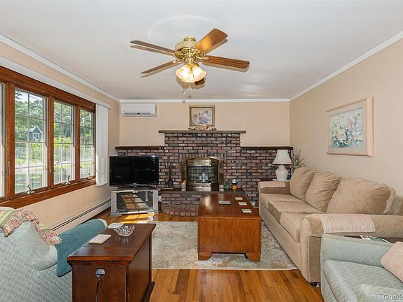 5th image of 31 Cedar Branch Street