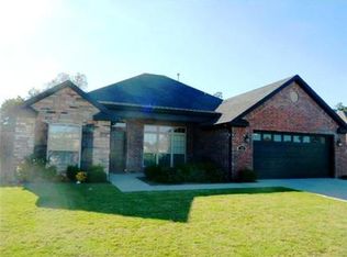 520 Caroline Claire St, Springdale, AR 72762