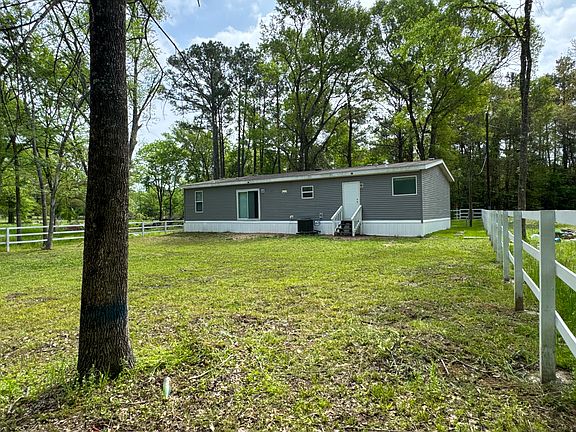 3rd image of 7865 Pine Cone Ln