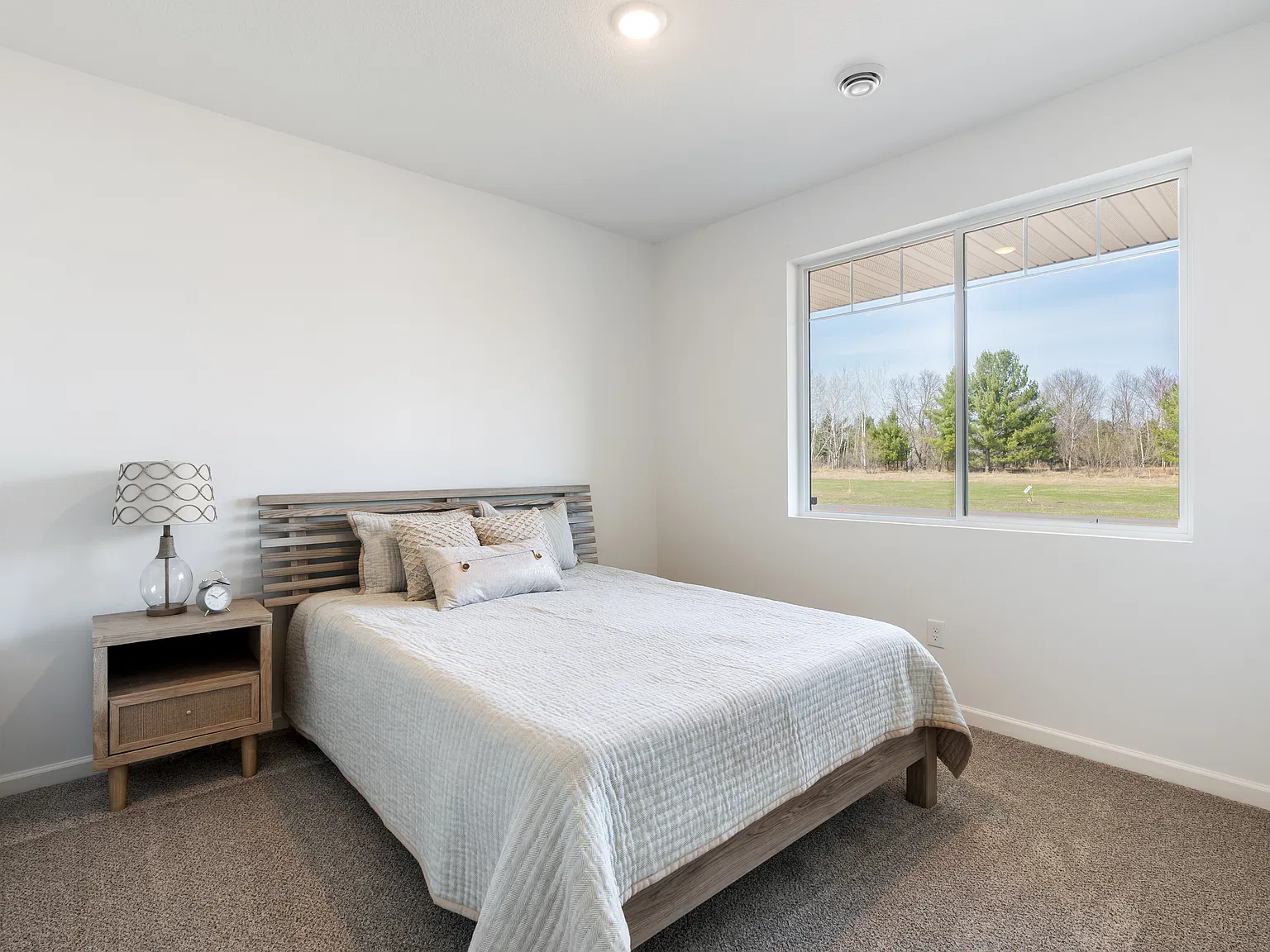 3 bed, 1517 sqft, $2,545 — Photo 3
