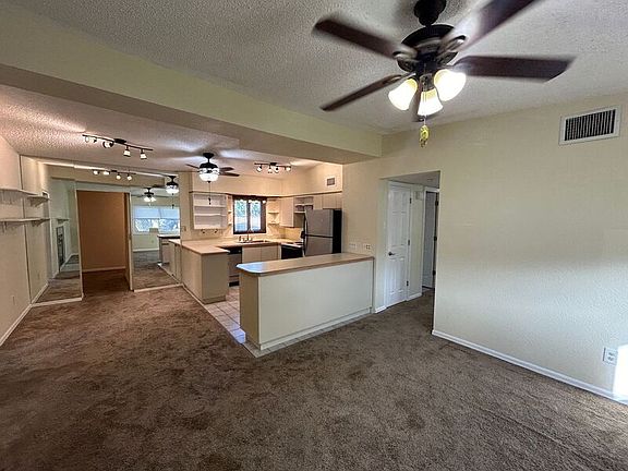 3rd image of 1240 S Evergreen Ave