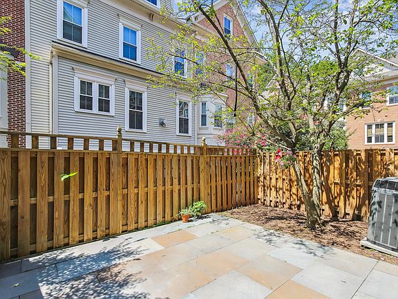 exterior-back yard-img_0168_08192023