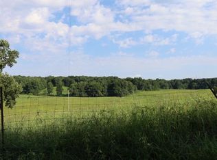 3 Poplar Grove Rd, Burkesville, KY 42717
