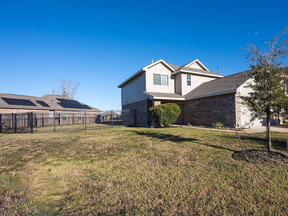 1st image of 5403 Rosser Ruby Way