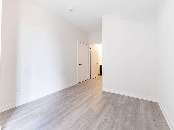 2nd image of 2300 Saint Clair Ave W #418