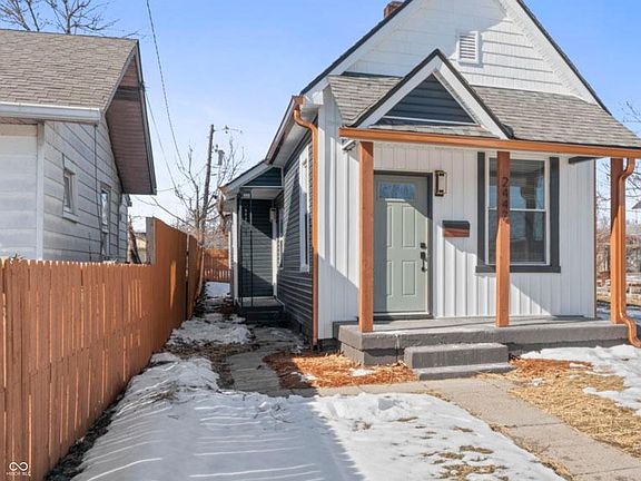 2nd image of 2442 Ethel Ave