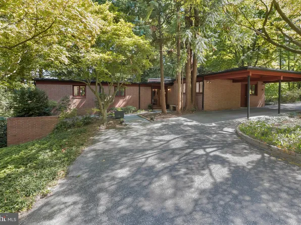 1725 Saint Giles Rd, Gibson Island, MD 21056