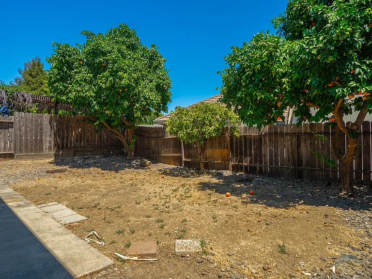 965 Davis St #A — Photo 29