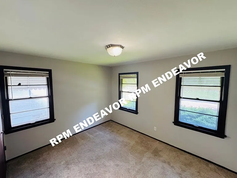 1172 June Ave — Photo 6