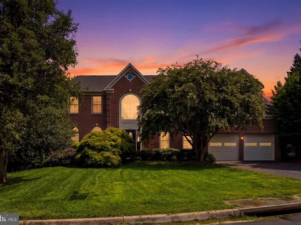 10952 Thistlewood Ct, Manassas, VA 20110