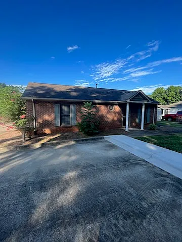 700 Battleground Villa Ct #8 — Photo 1