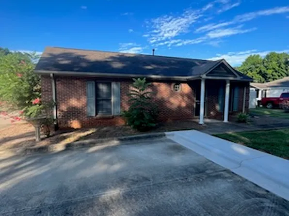 700 Battleground Villa Ct #8, Kings Mountain, NC 28086