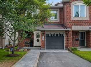 106 Tacom Cir, Ottawa, ON K2G4P6