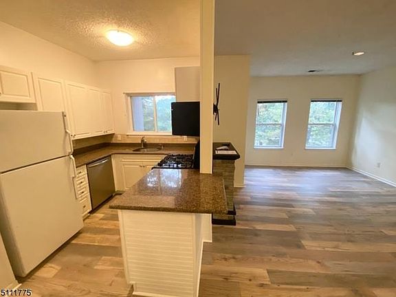 5th image of 1210 Brittany Dr #1210