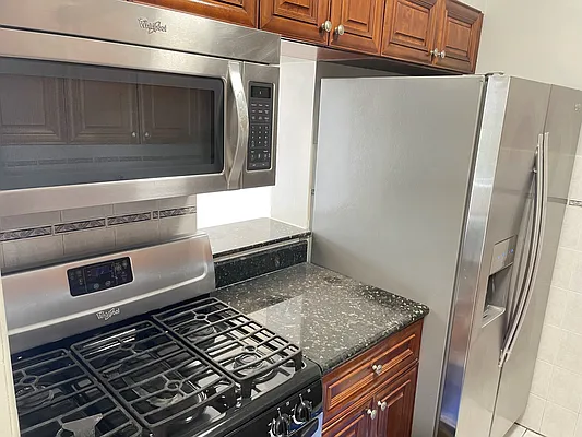 Rented by Mauro Bros Real Estate Services LLC | media 18