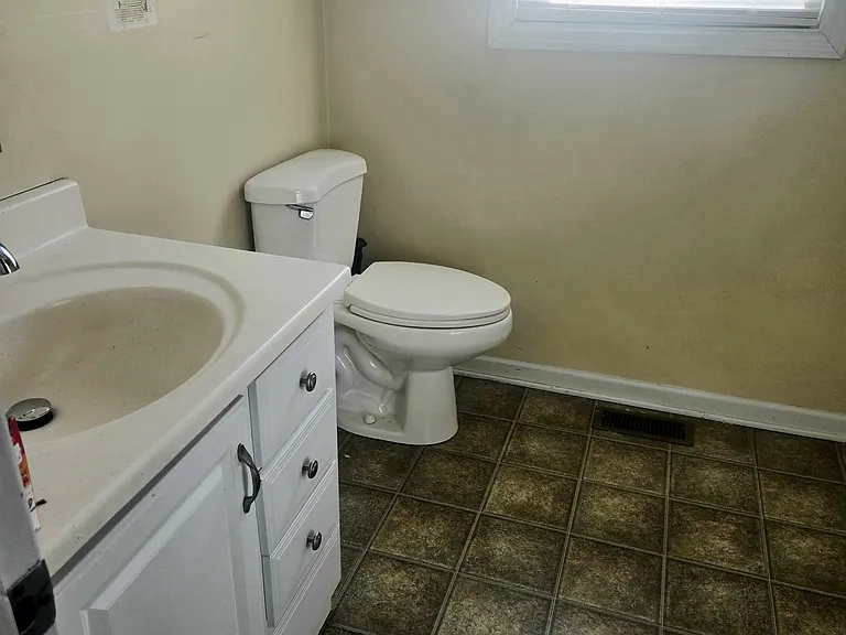 1524 Crapps Ave — Photo 18