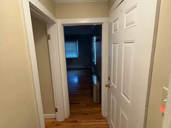 53 Stroudwater St #53, Westbrook, ME 04092