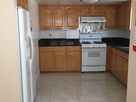 5th image of 3117 Adelia Ave APT 16