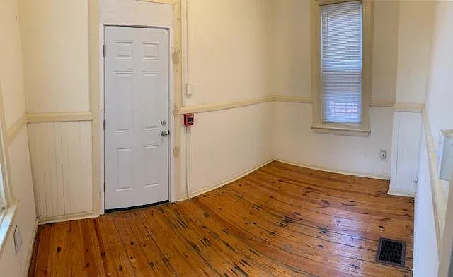 4021 Pine St #1 — Photo 8