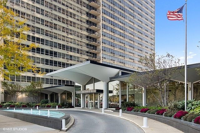 1st image of 3550 N Lake Shore Dr APT 1403