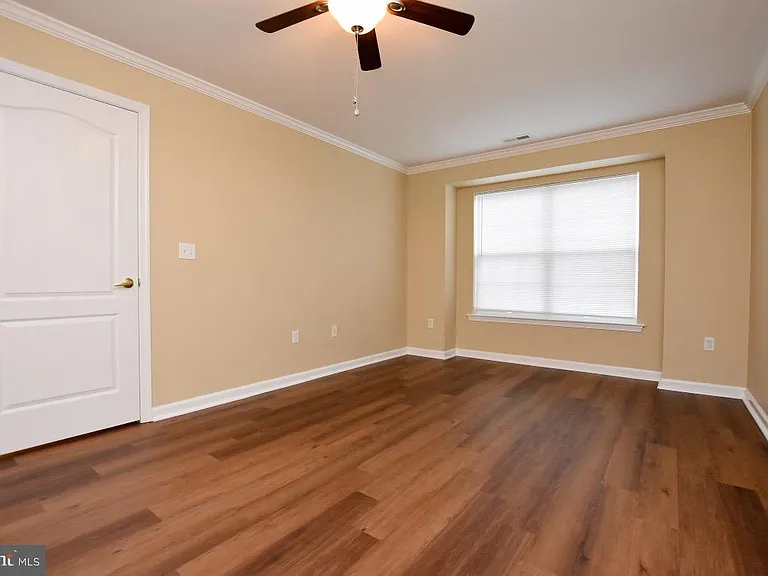 342 Nicholas Dr — Photo 17