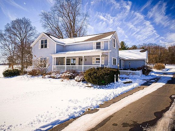 2nd image of 12893 Fieldcrest Rd