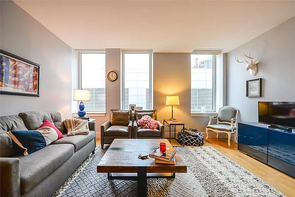 Rented by 212 Consulting Corp | media 39