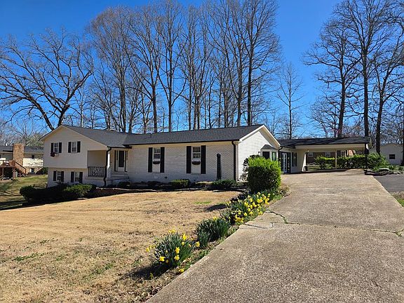 4th image of 140 Swayne Dr