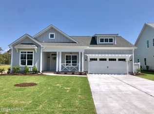 2322 Crescent Bay Dr, Southport, NC 28461