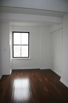 Rented by City Connections Realty | media 4