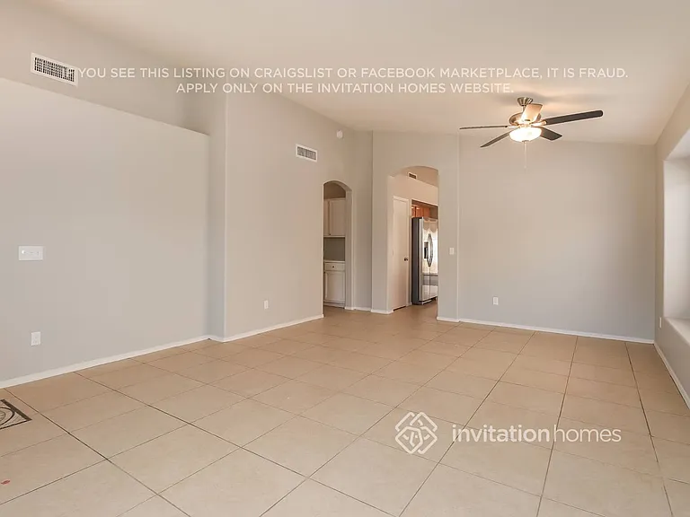5214 W Geronimo St — Photo 3