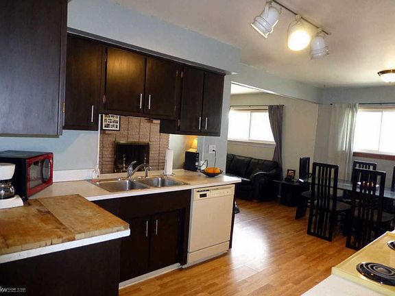 2nd image of 20928 Anita St