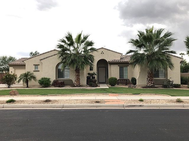 1st image of 8027 W Luke Ave