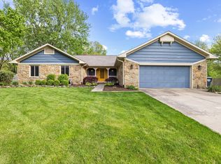 823 Ashbourne Ct, Greenwood, IN 46142