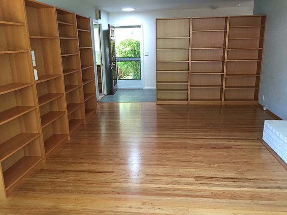 Front foom looking towards front door