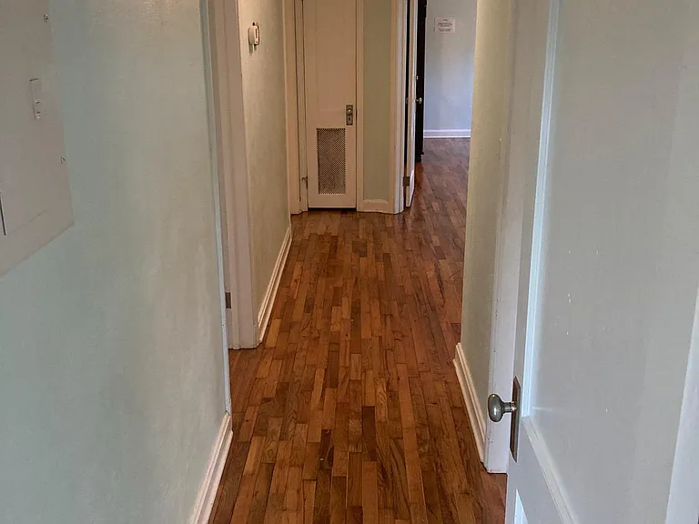 836 E College Ave — Photo 13