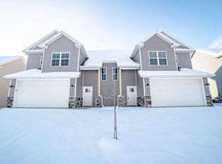 3101 Garrison Ln #B, Bentonville, AR 72712