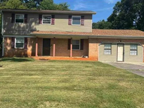 3110 Doner Cir NW, Huntsville, AL 35810