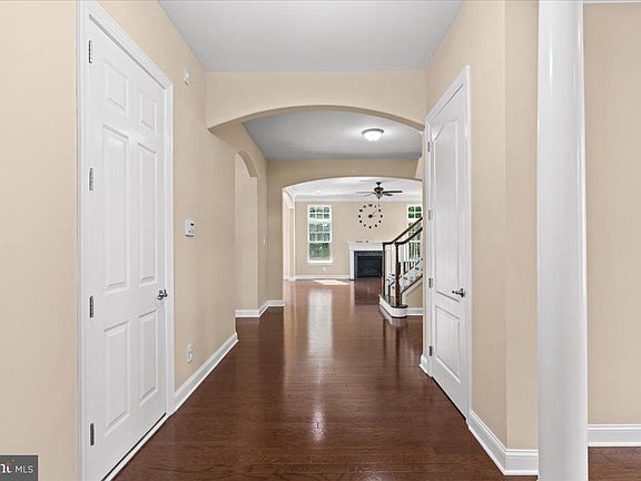 5th image of 107 Starboard Way