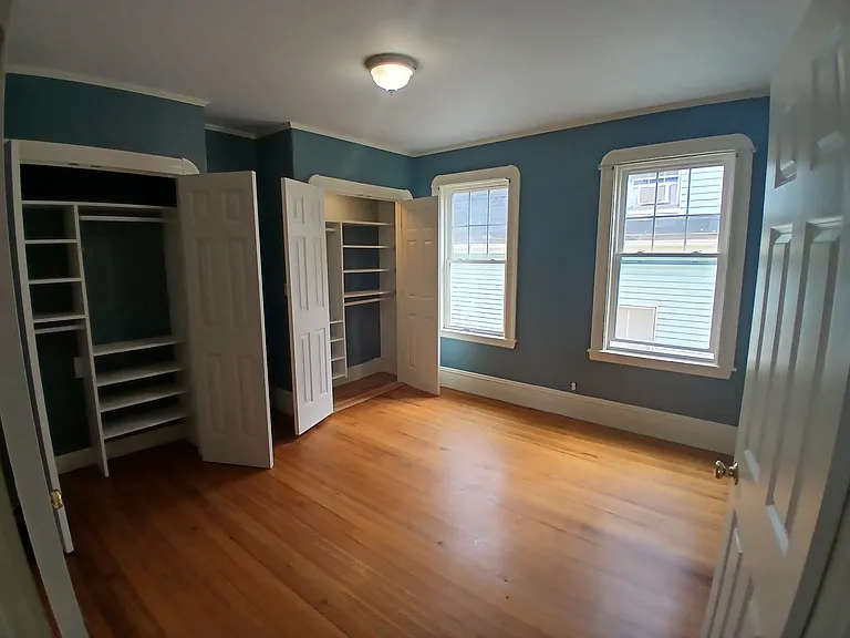 7 Abbott St — Photo 1