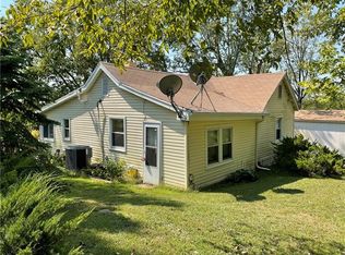 30975 W 124th St, Excelsior Springs, MO 64024