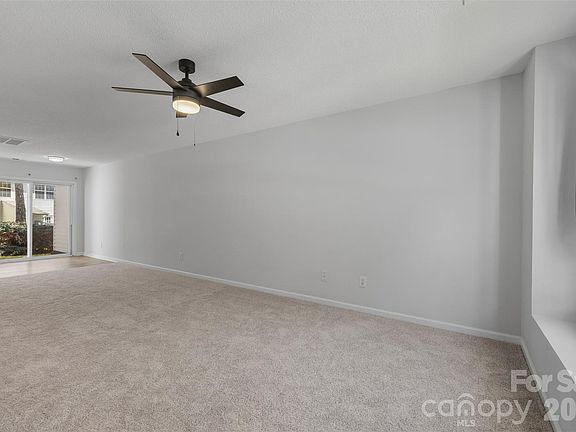 4th image of 8038 Kennet Ln