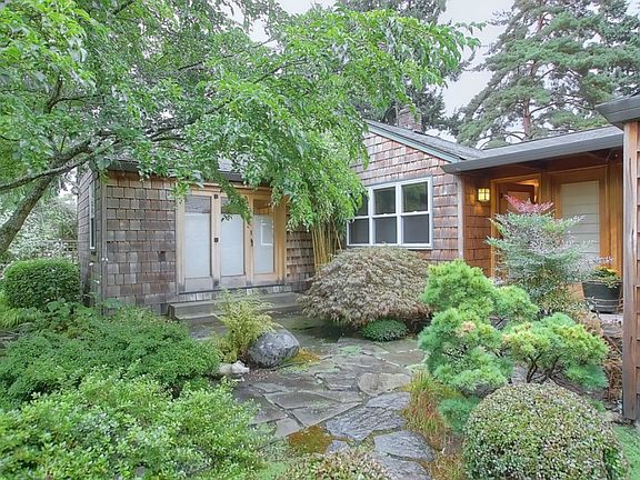 2nd image of 11532 23rd Ave NE