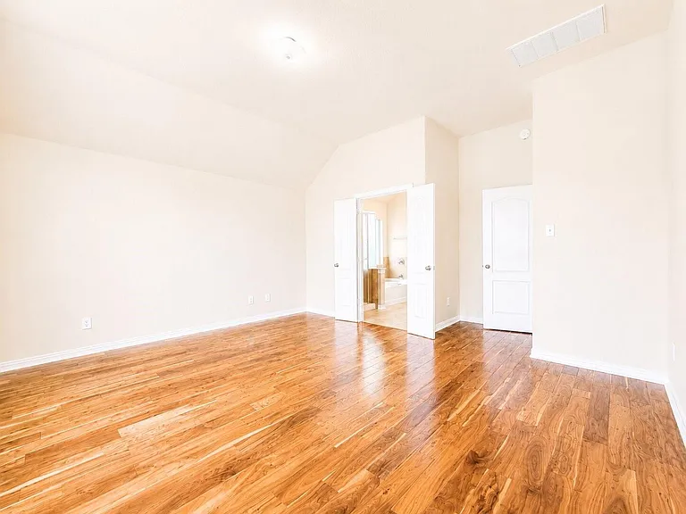 2410 Horned Owl Dr — Photo 23
